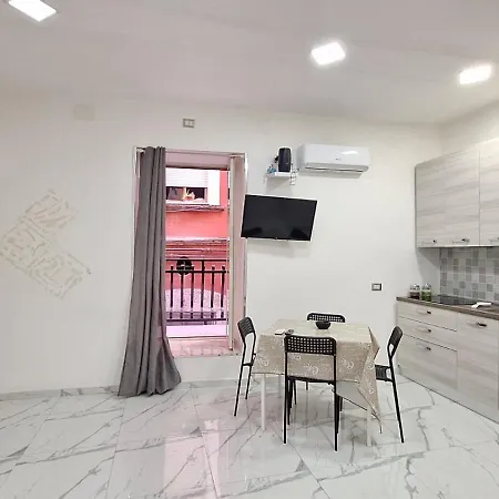 Diego_house נאפולי